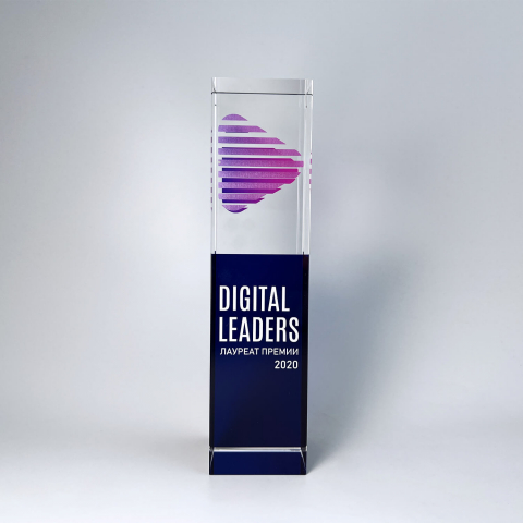 Стела из стекла для премии Digital Leaders (PR-22)